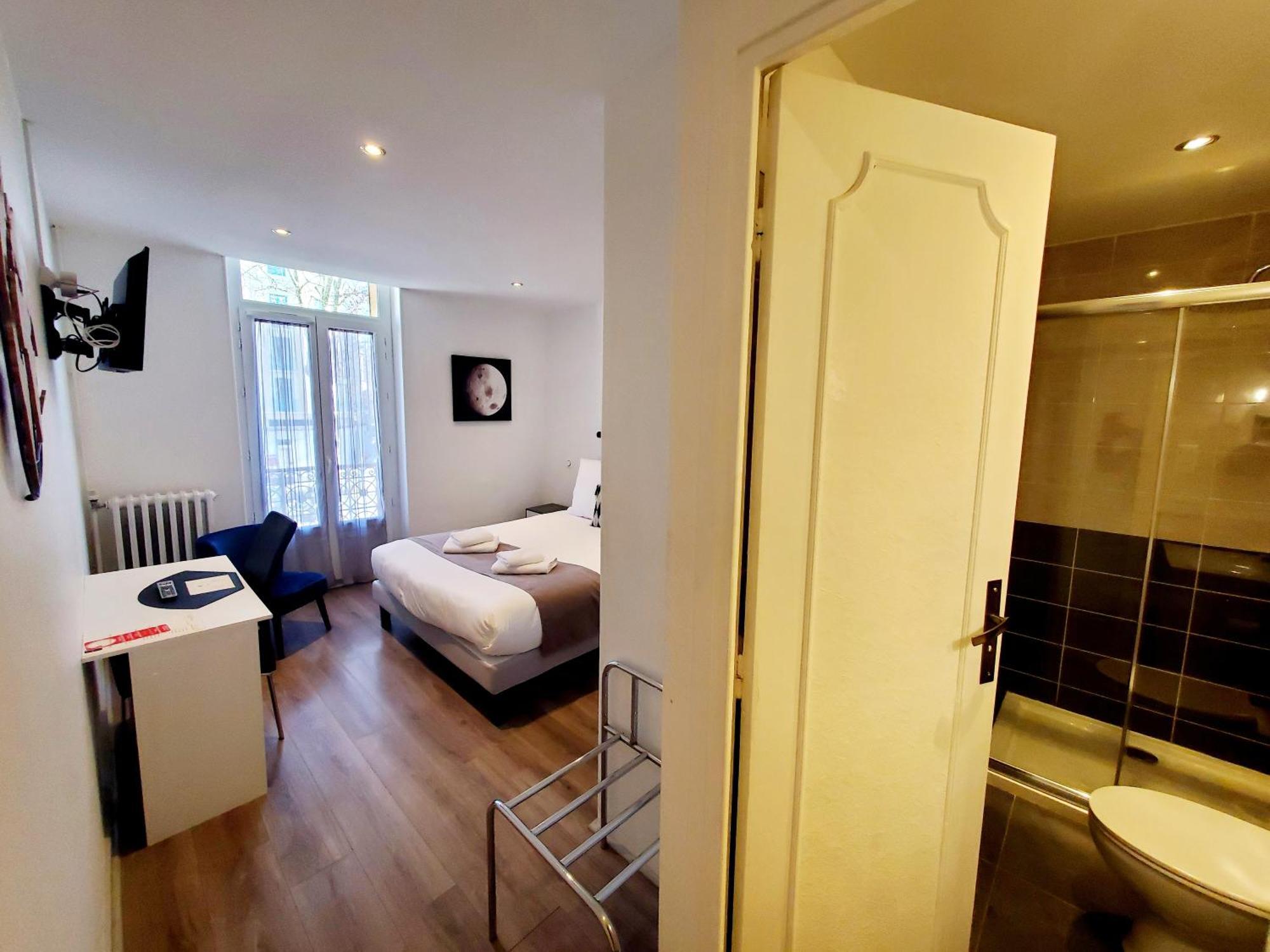 Logis Hotel Belle Etoile Vichy Exterior photo