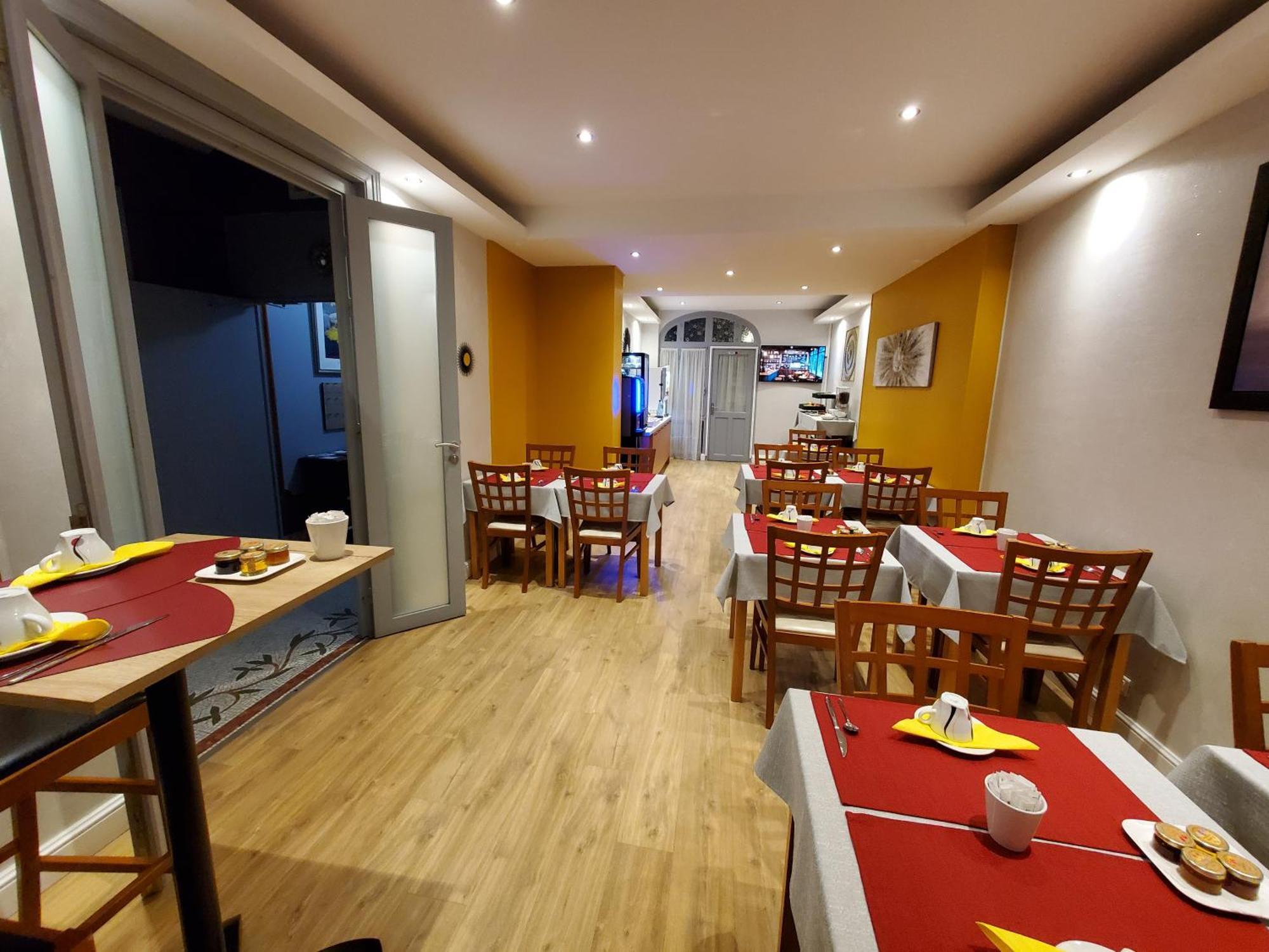Logis Hotel Belle Etoile Vichy Exterior photo