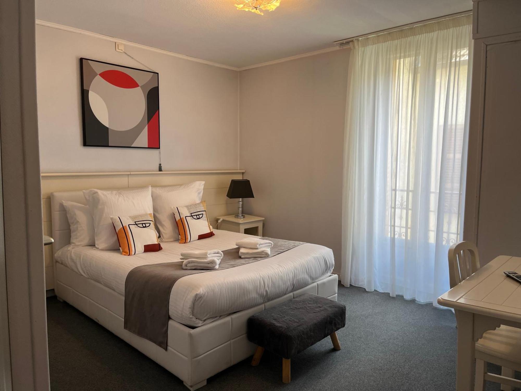 Logis Hotel Belle Etoile Vichy Exterior photo